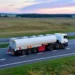 Transporte rodoviário de produtos químicos vislumbra ano promissor em 2024